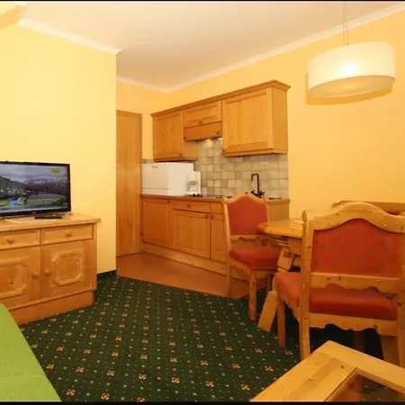 Апартаменты Haus Katharina Шладминг