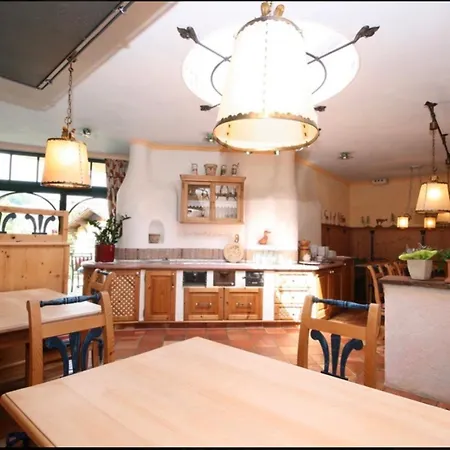 Haus Katharina 아파트 *
